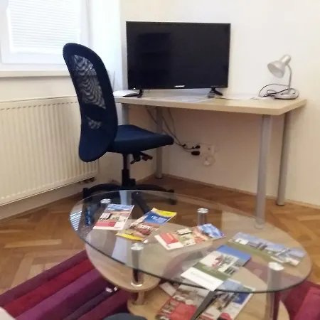 Andreevsky Apartment *