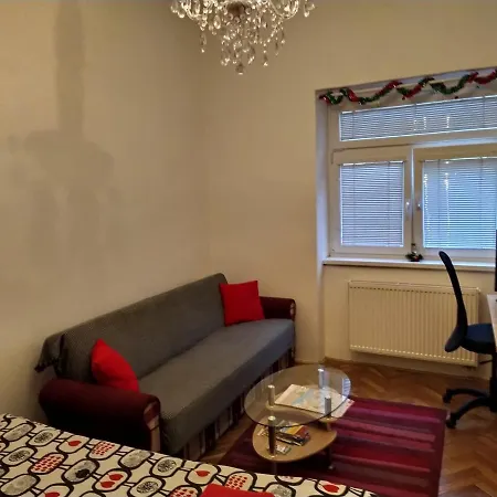 Andreevsky Apartment *